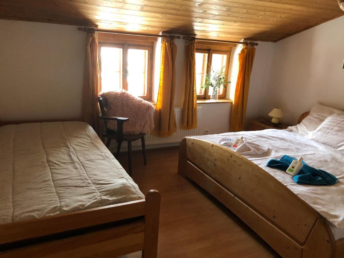 Chaloupka U Jiriho Hotel Nová Pec Buitenkant foto