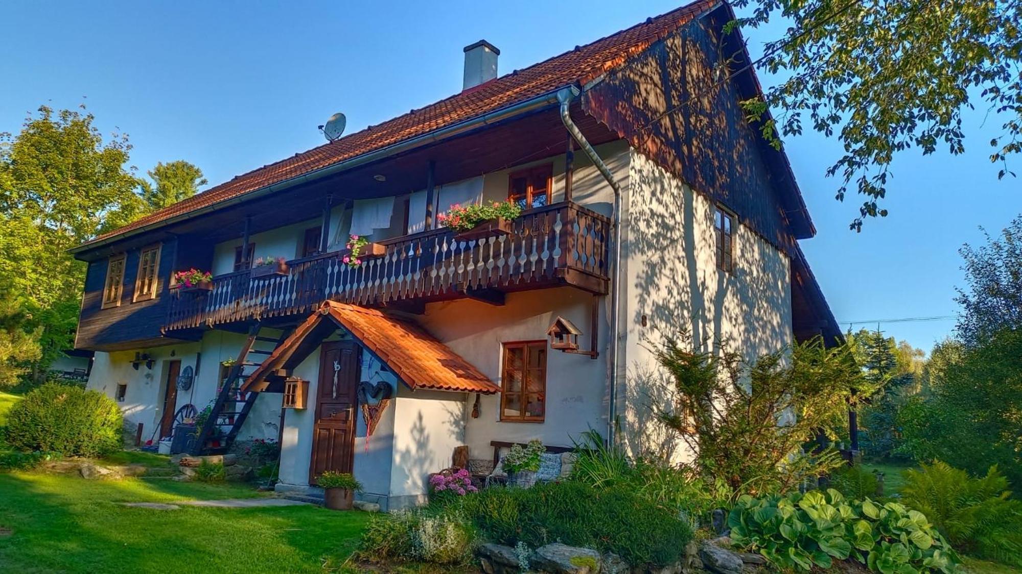Chaloupka U Jiriho Hotel Nová Pec Buitenkant foto